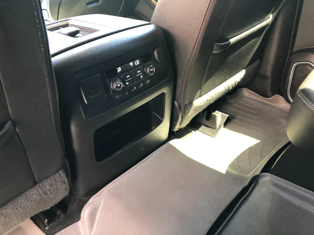 Chevrolet Tahoe photo 37