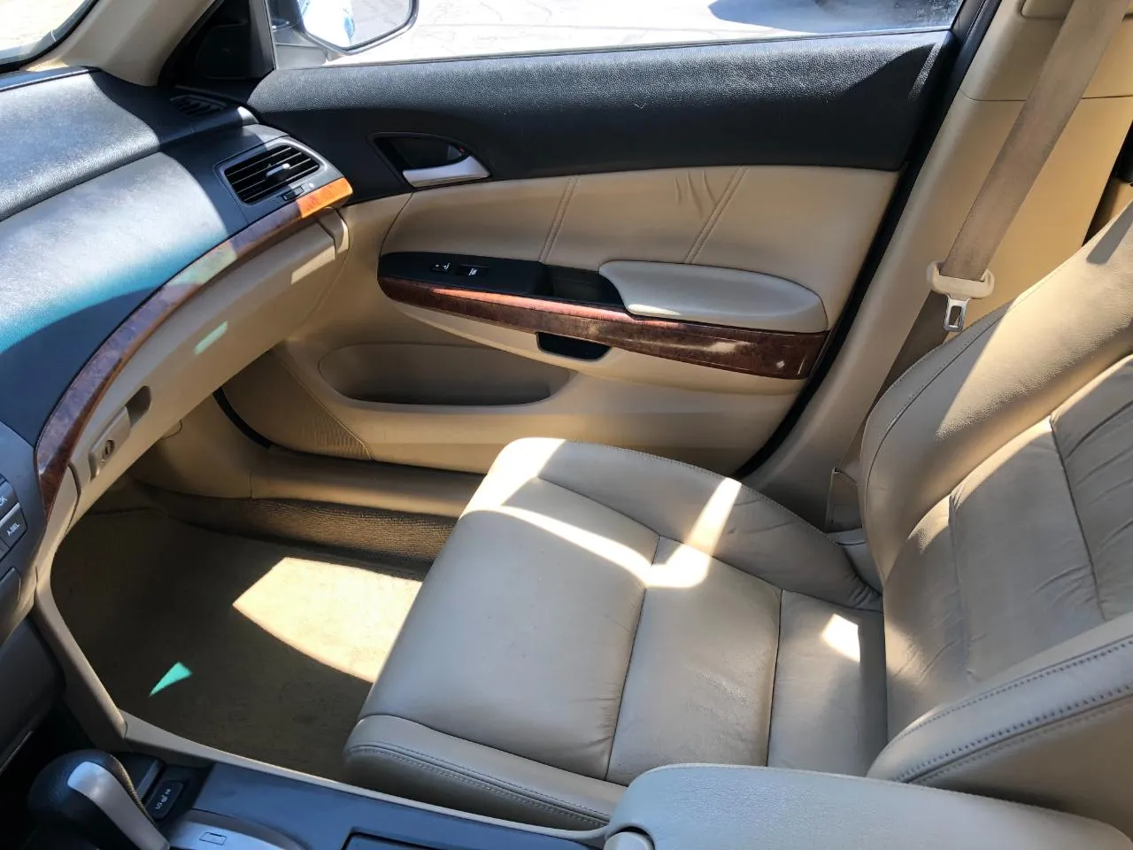 2012 Honda Accord EX-L V6 - Photo 25