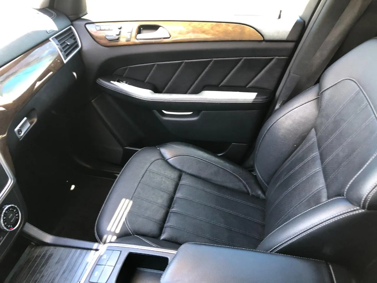 Mercedes-Benz GL-Class photo 34
