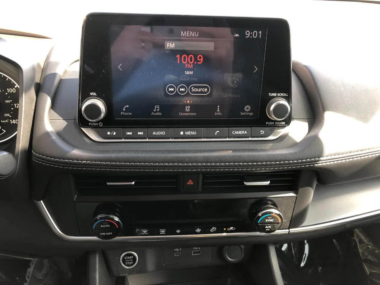 2023 Nissan Rogue SV - Photo 21