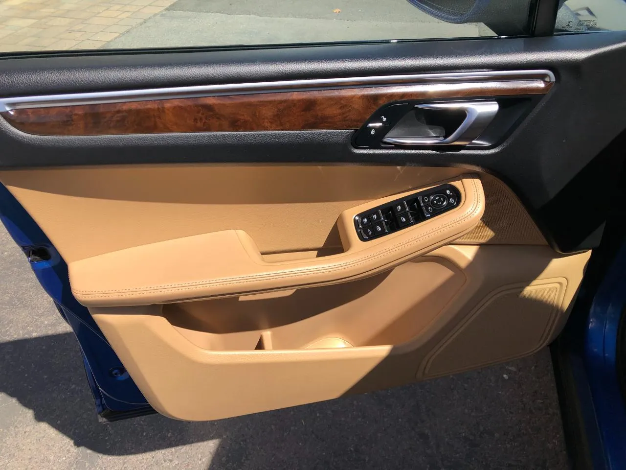 Porsche Macan photo 14