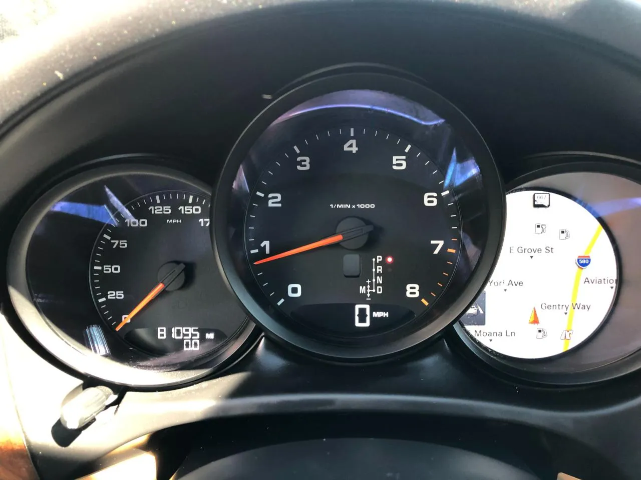 Porsche Macan photo 22