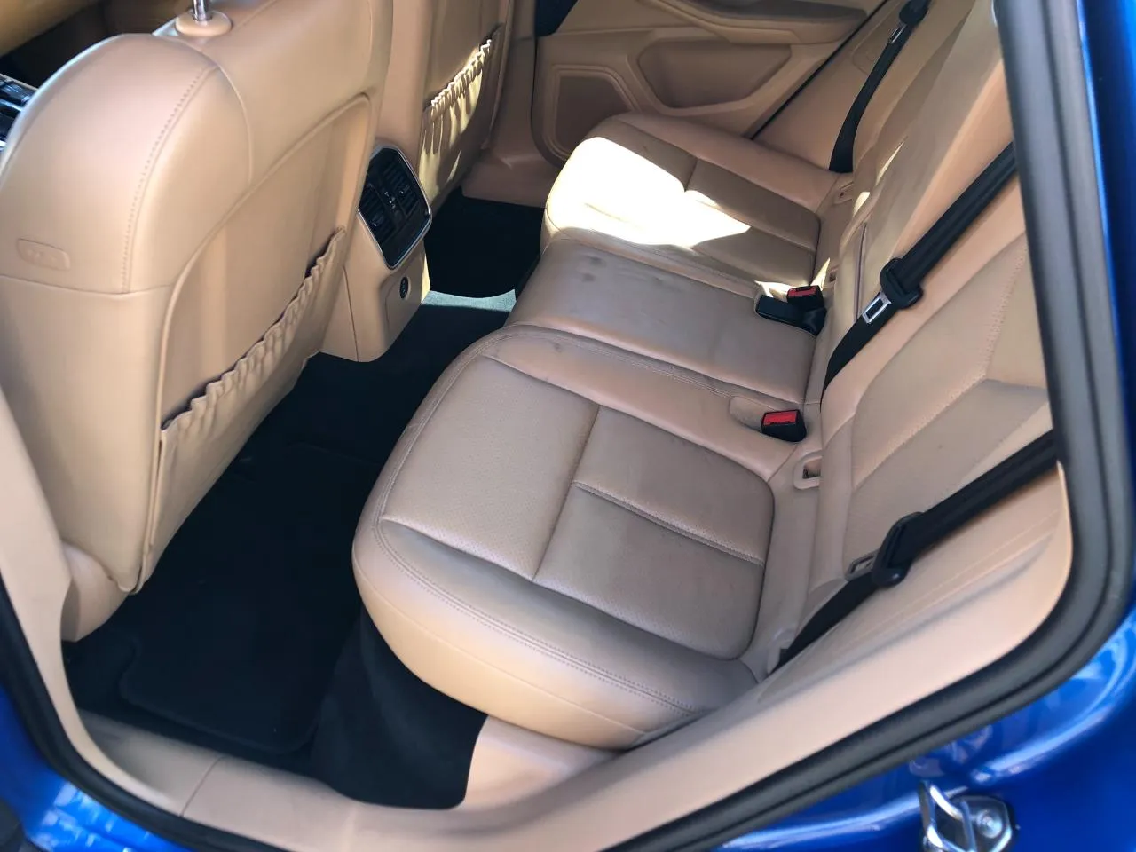 Porsche Macan photo 33