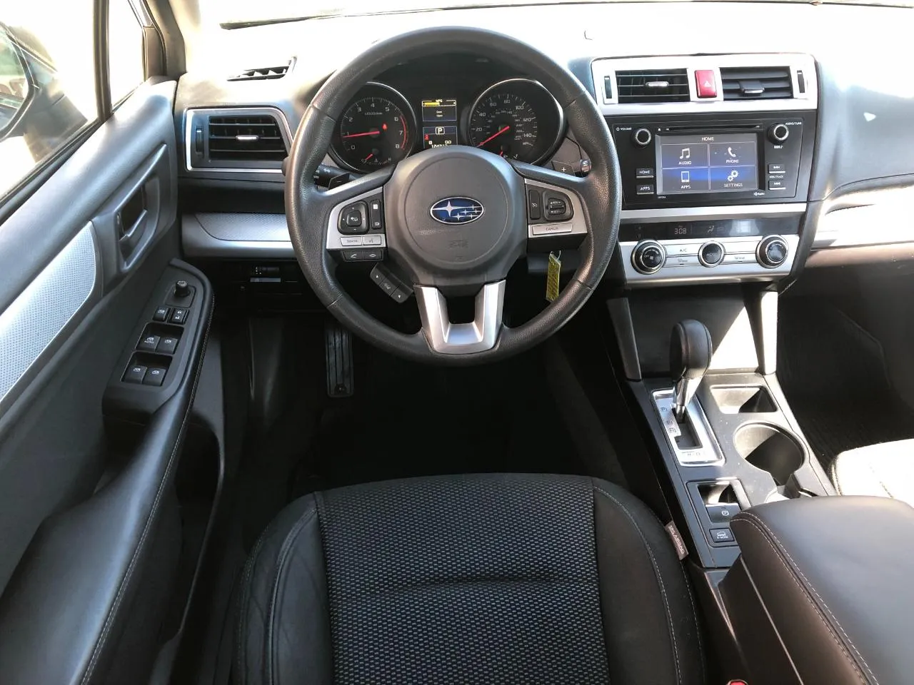 2016 Subaru Outback Base - Photo 10
