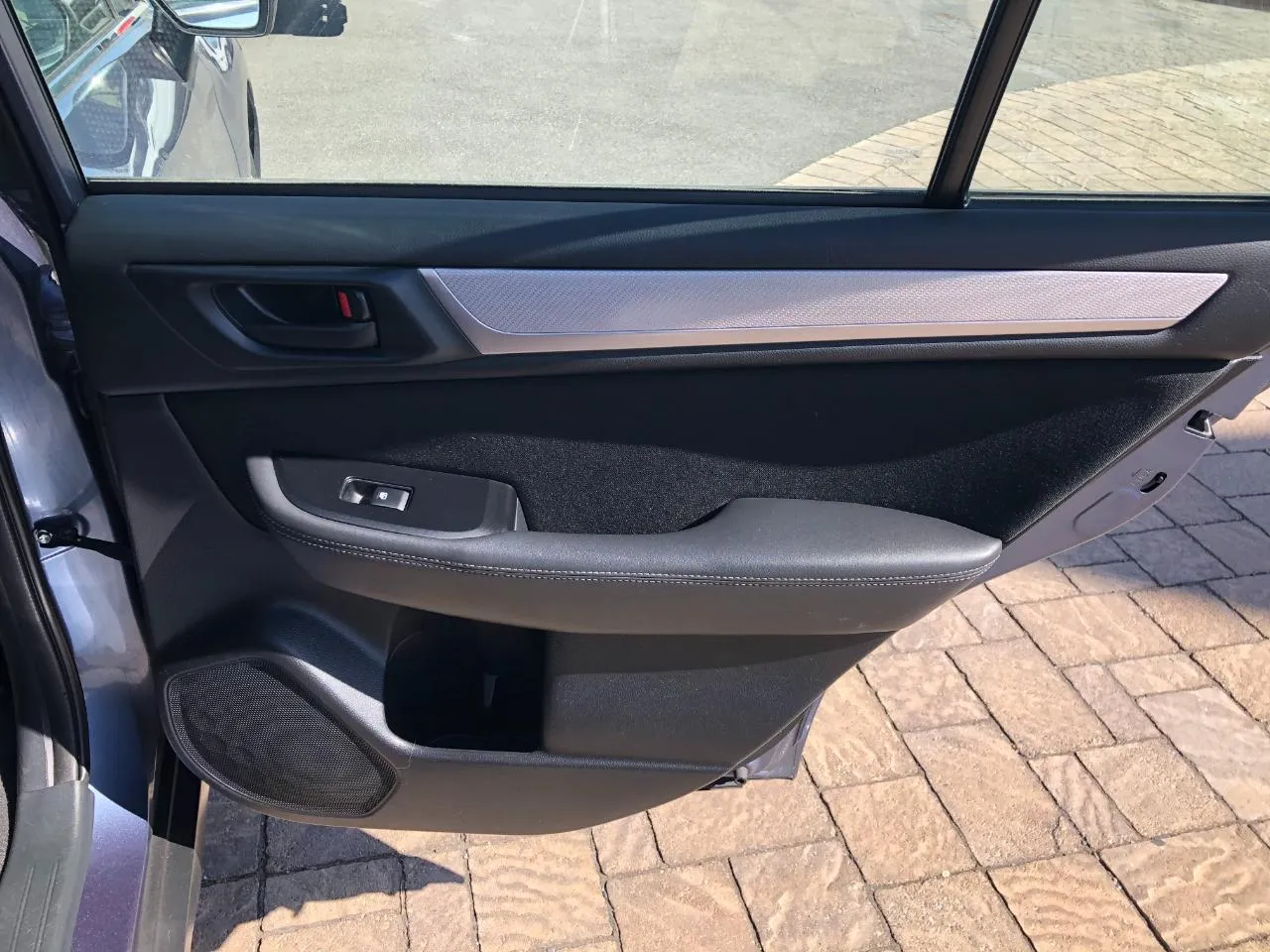2016 Subaru Outback Base - Photo 28