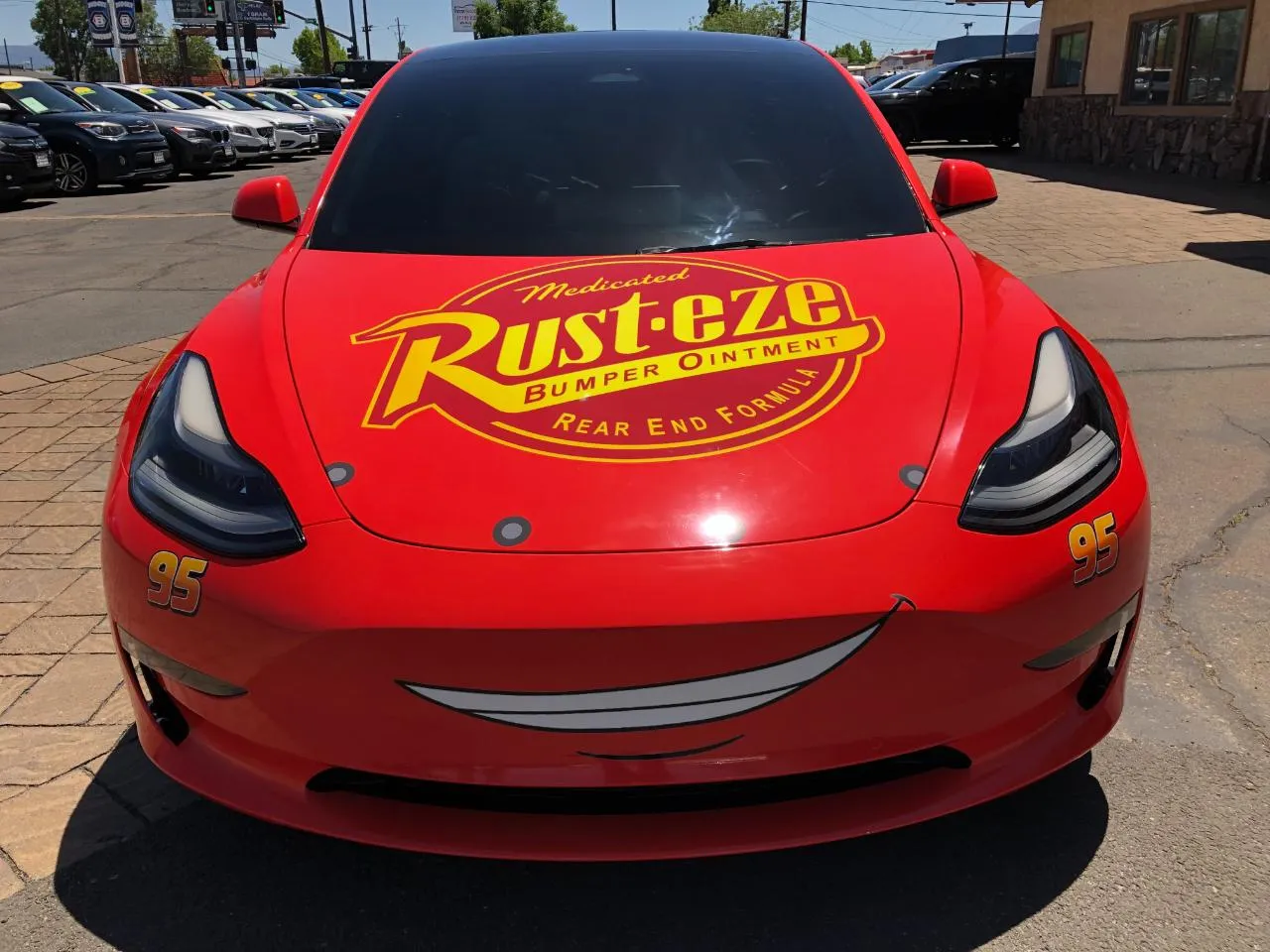 Tesla Model 3 photo 7