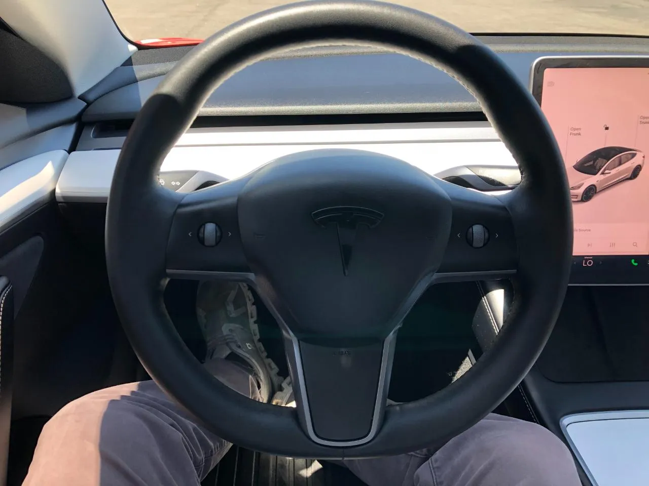 Tesla Model 3 photo 14