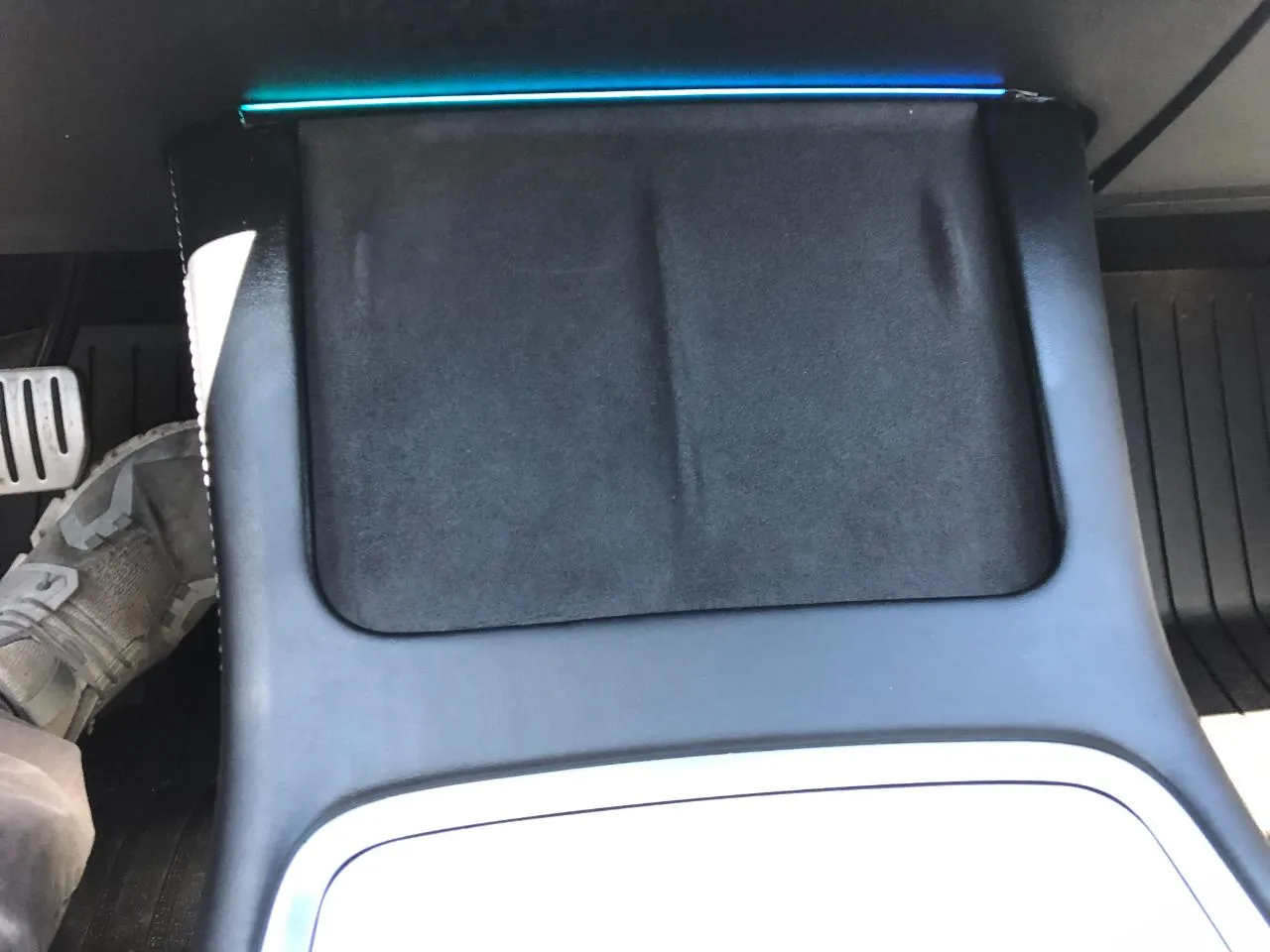 Tesla Model 3 photo 18