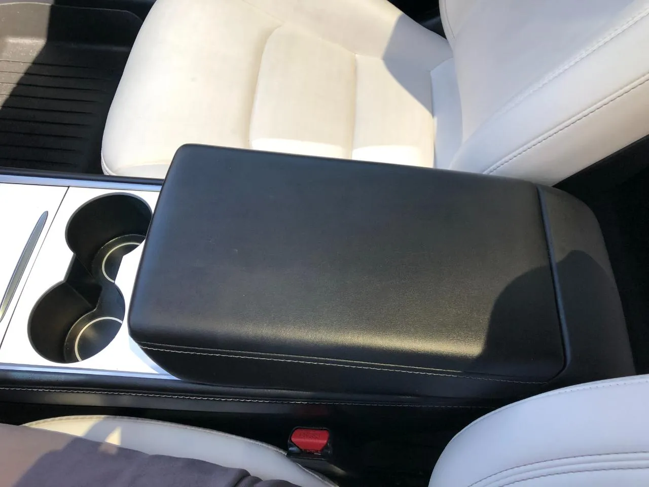 Tesla Model 3 photo 20