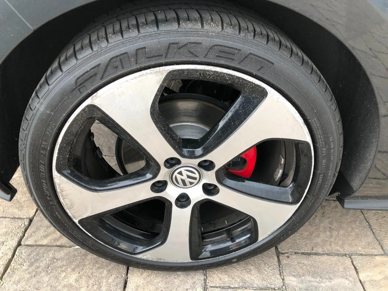Volkswagen GTI photo 10