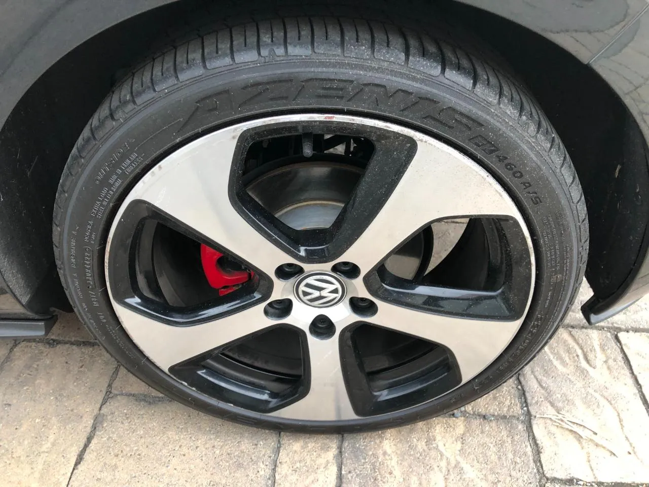 Volkswagen GTI photo 11