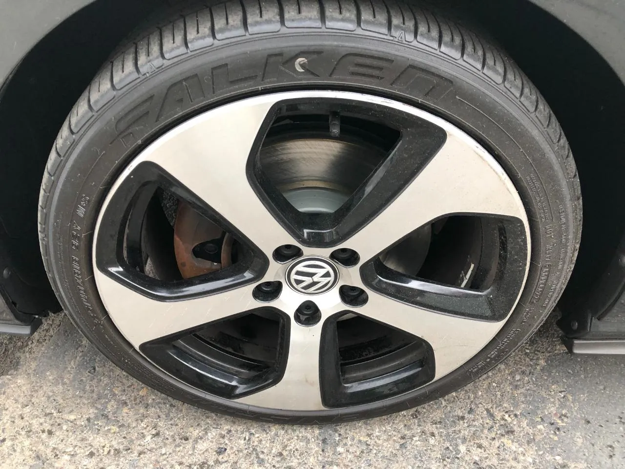 Volkswagen GTI photo 12