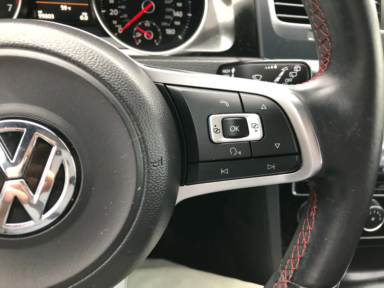 Volkswagen GTI photo 20