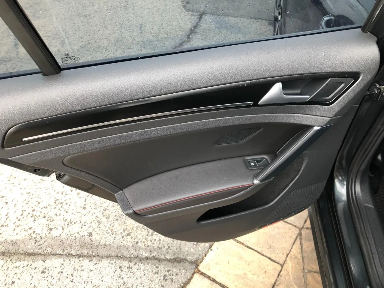 Volkswagen GTI photo 30