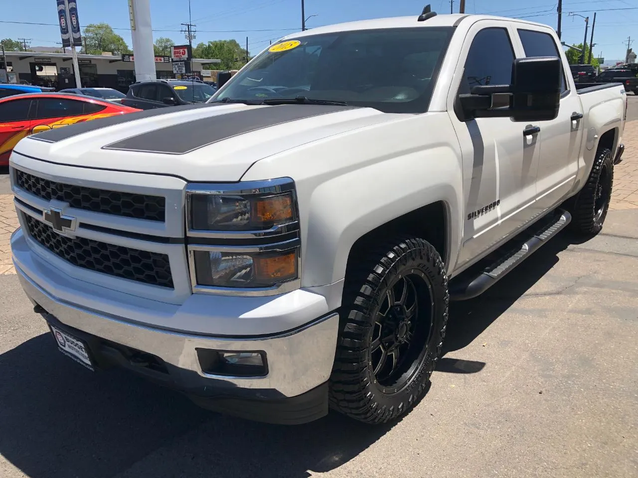 Chevrolet Silverado photo 5