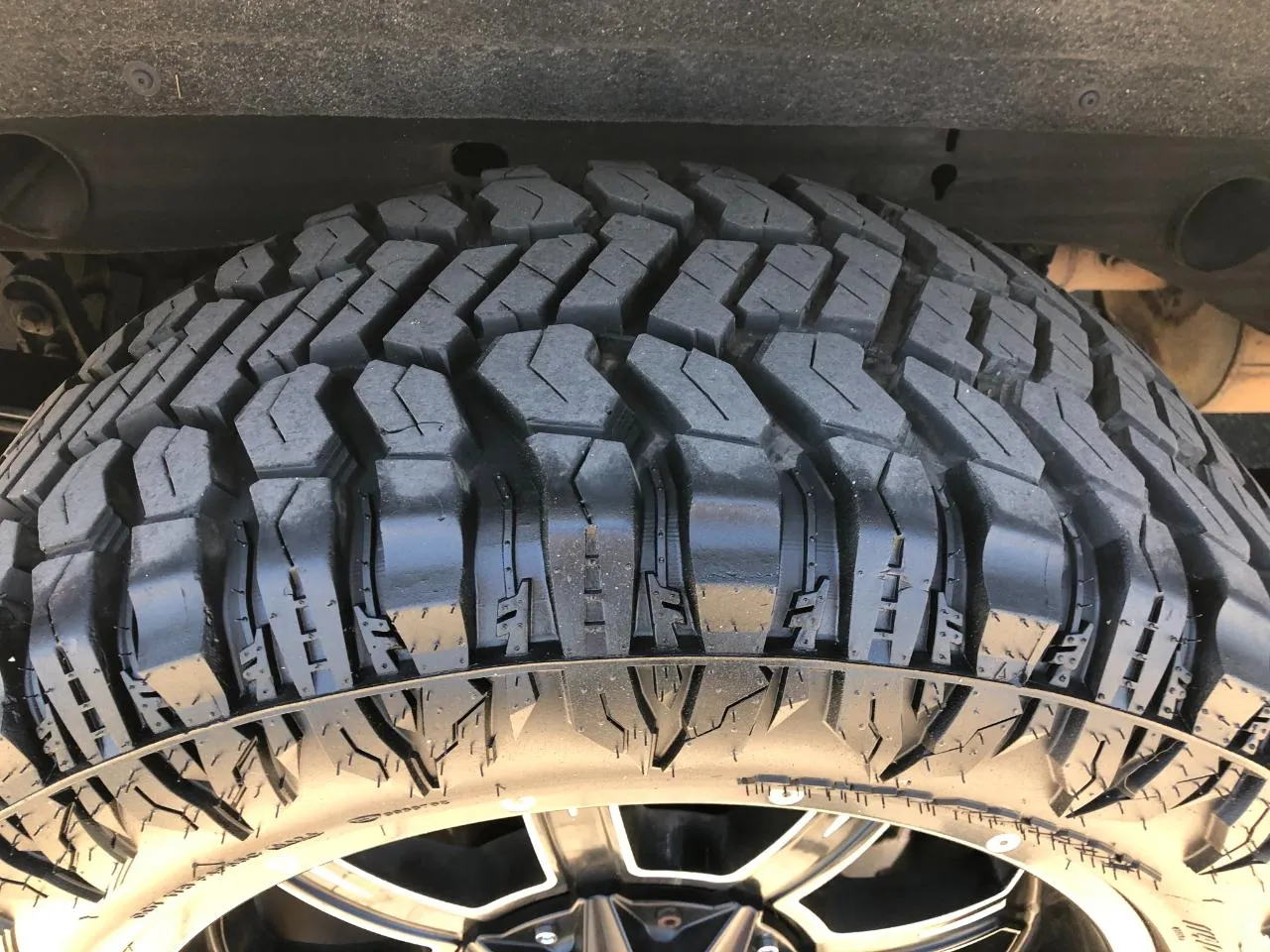 Chevrolet Silverado photo 11