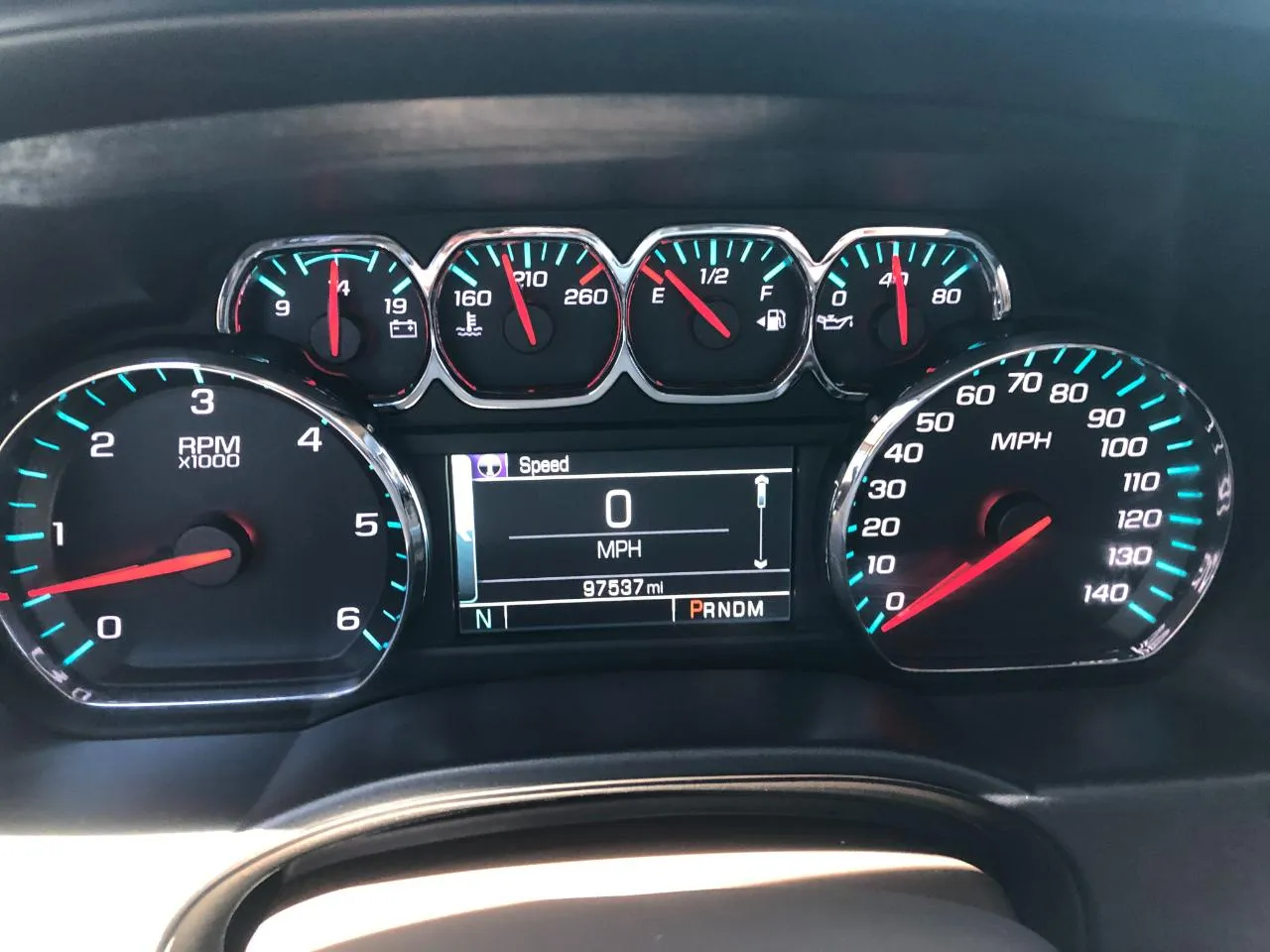 Chevrolet Silverado photo 26