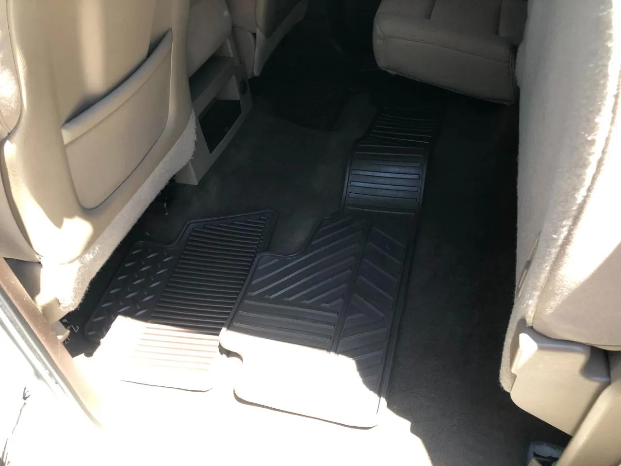 Chevrolet Silverado photo 35