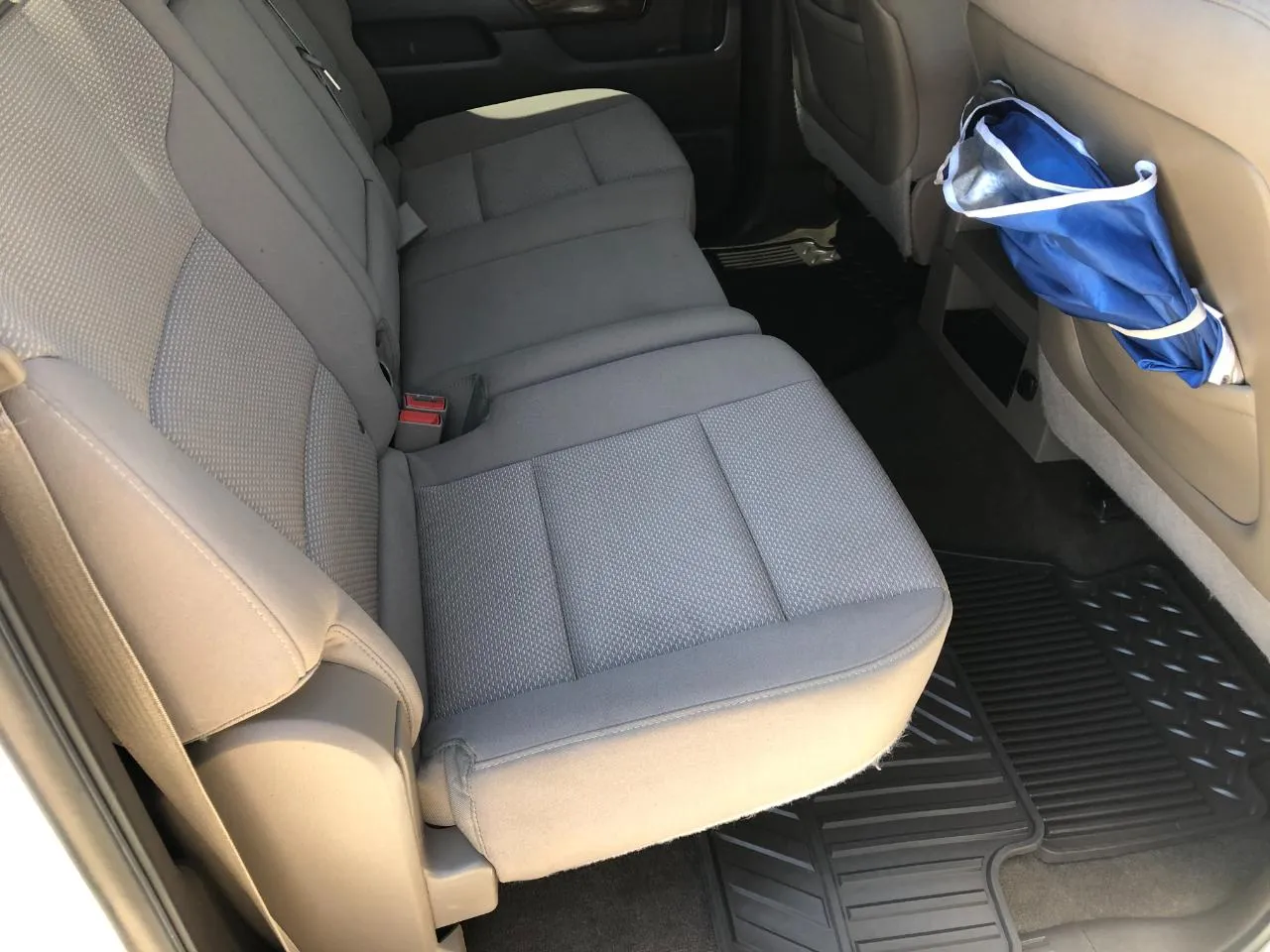 Chevrolet Silverado photo 37