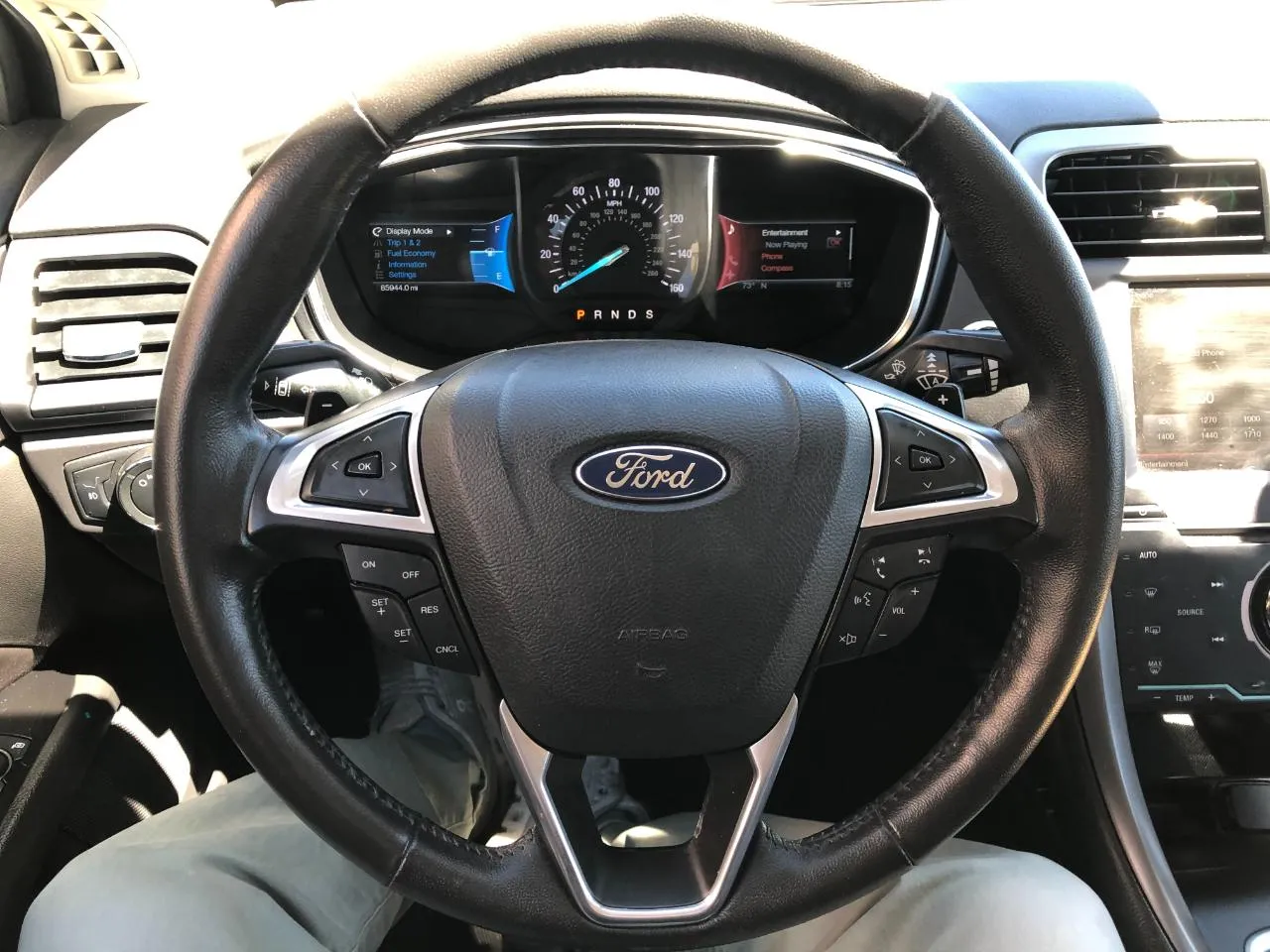 Ford Fusion photo 16