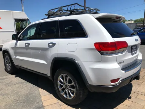 More photos of 2015 Jeep Grand Cherokee Limited at Budget Motors, NV