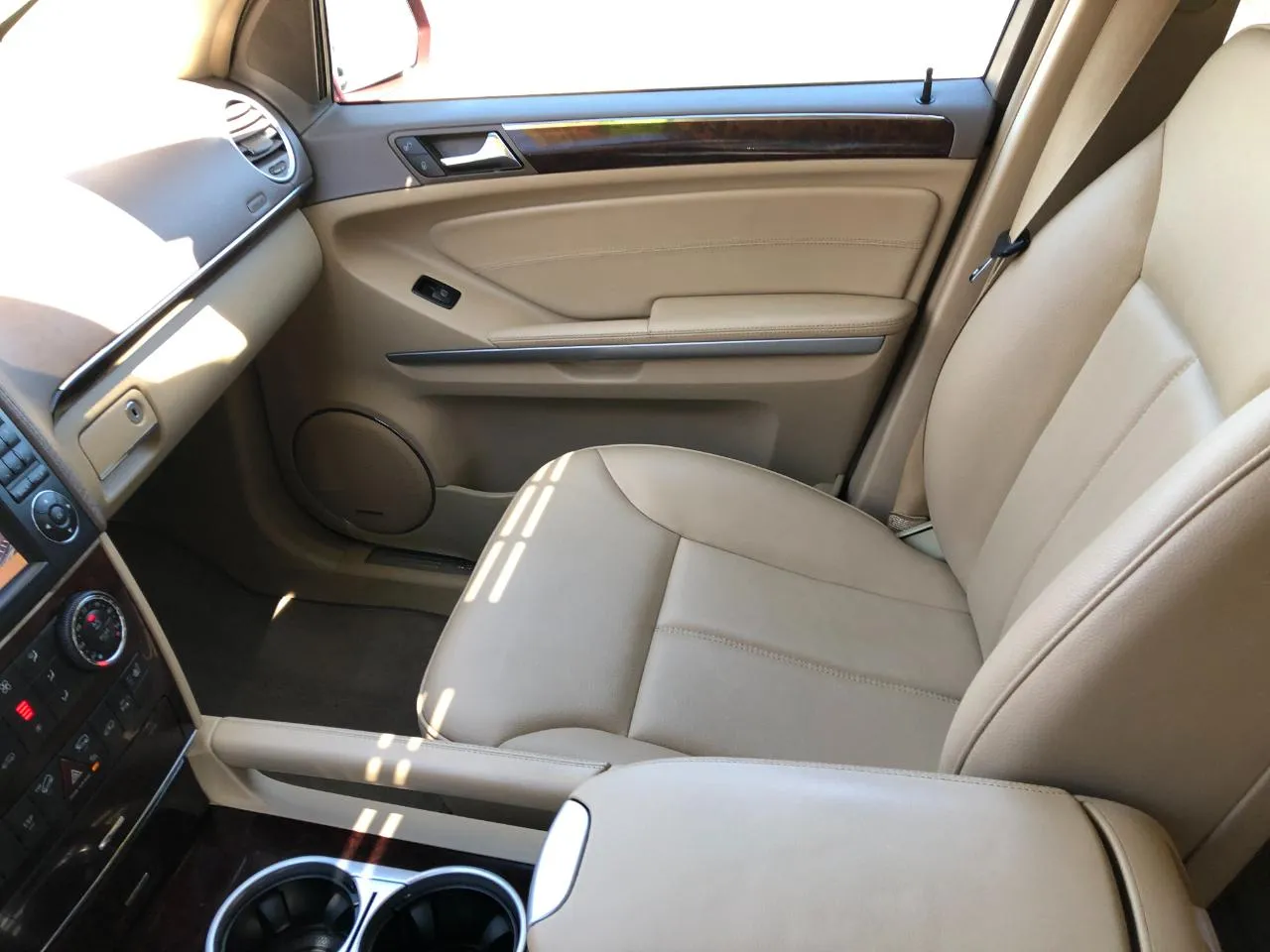 Mercedes-Benz GL-Class photo 32