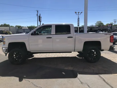 More photos of 2014 Chevrolet Silverado 1500 LT at Budget Motors, NV