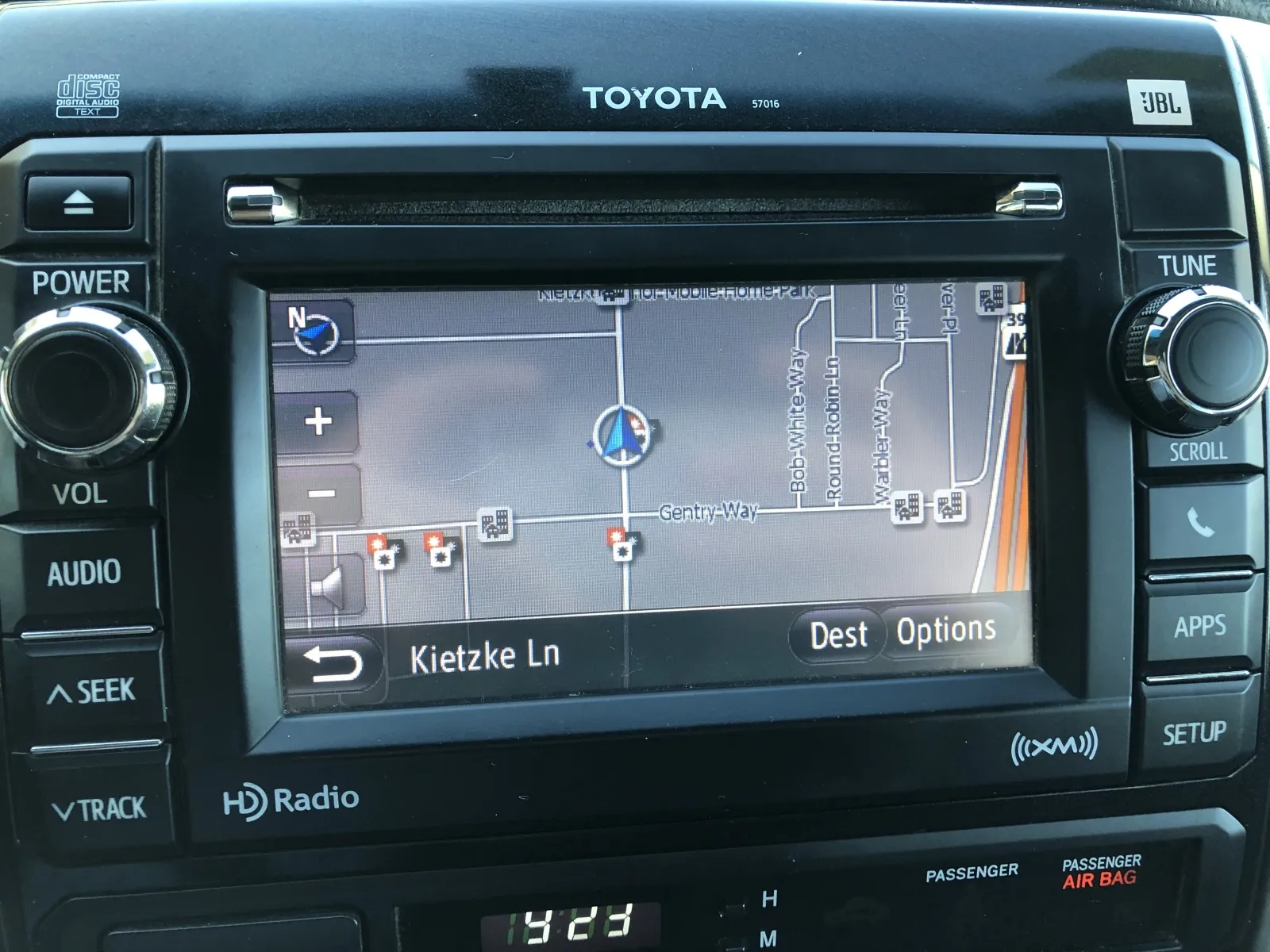 Toyota Tacoma photo 28