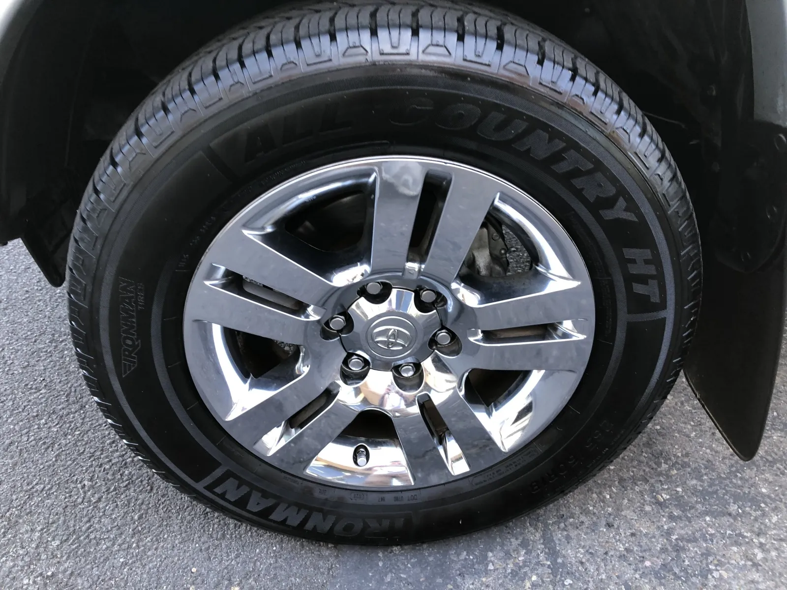 Toyota Tacoma photo 15