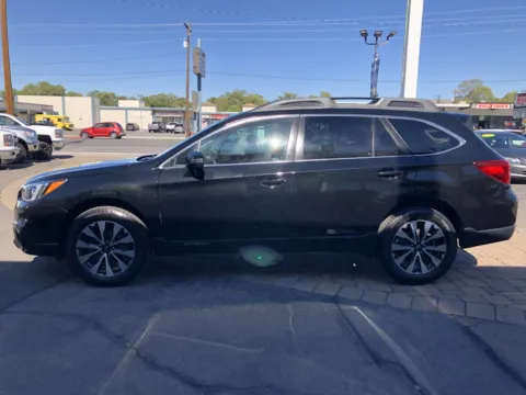 More photos of 2017 Subaru Outback 2.5i Limited at Budget Motors, NV