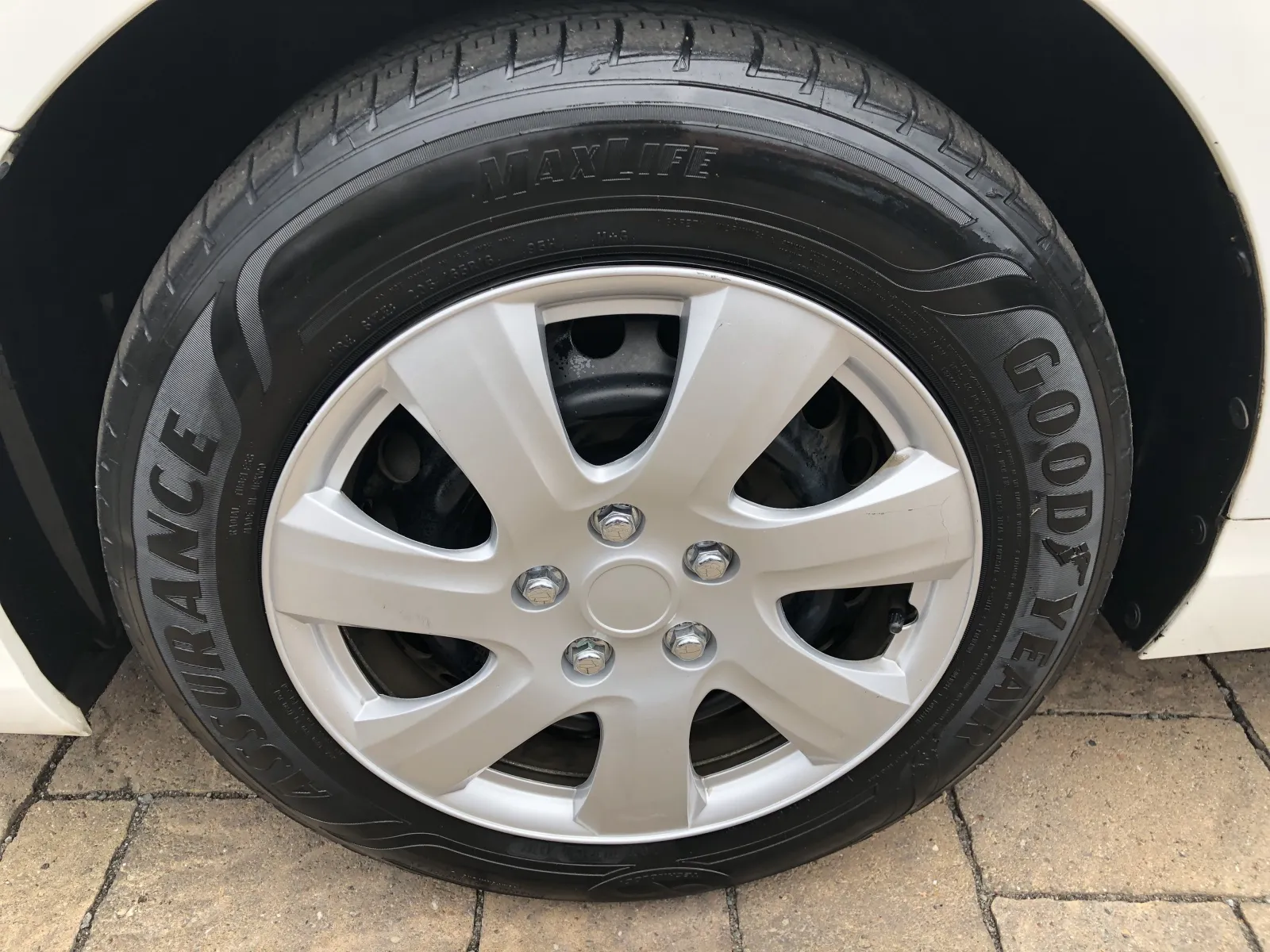 Toyota Camry photo 13