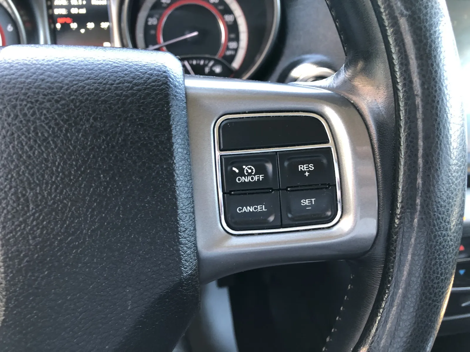 Dodge Journey photo 23