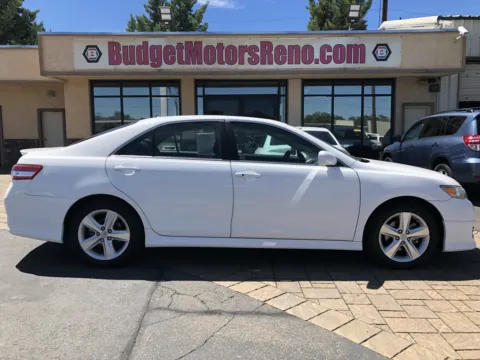 White 2011 Toyota Camry SE for sale in Reno, NV