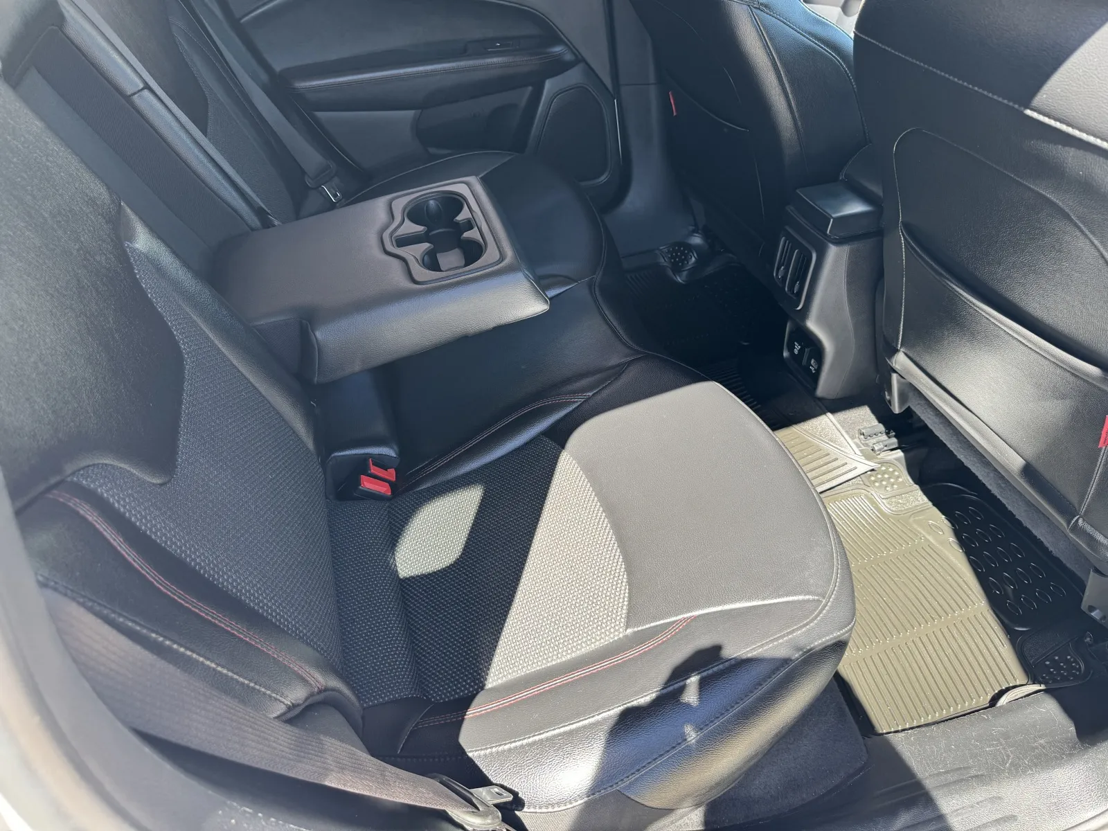 Jeep Compass photo 26