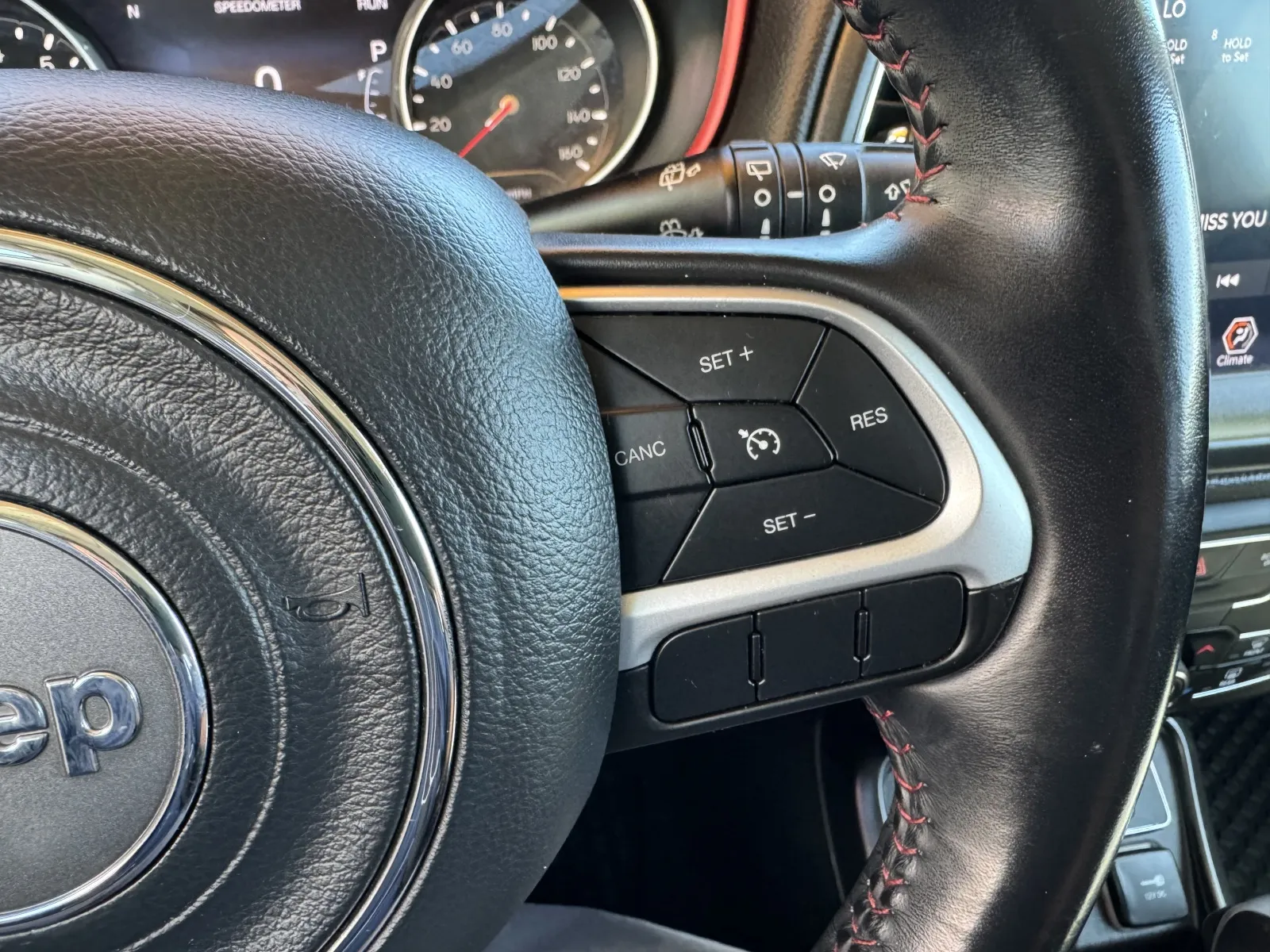 Jeep Compass photo 15
