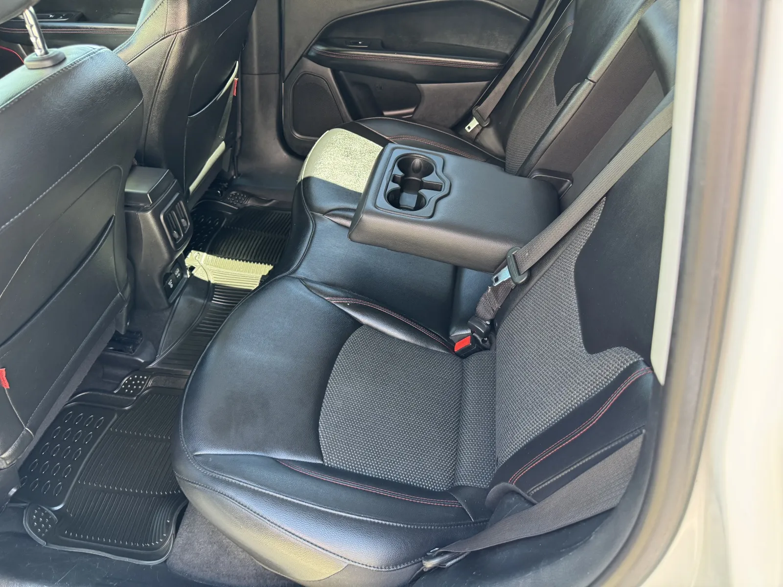 Jeep Compass photo 23