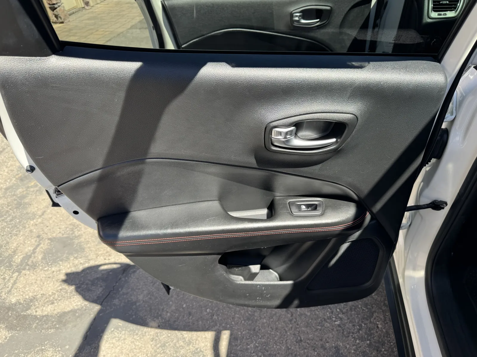 Jeep Compass photo 22