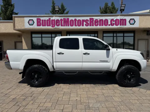 White 2011 Toyota Tacoma V6 for sale in Reno, NV
