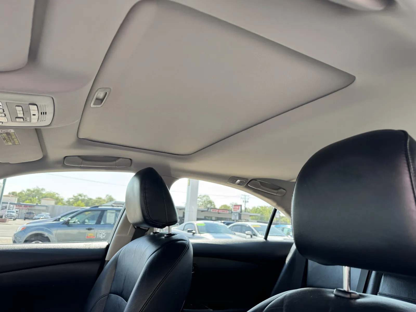 Lexus ES photo 13