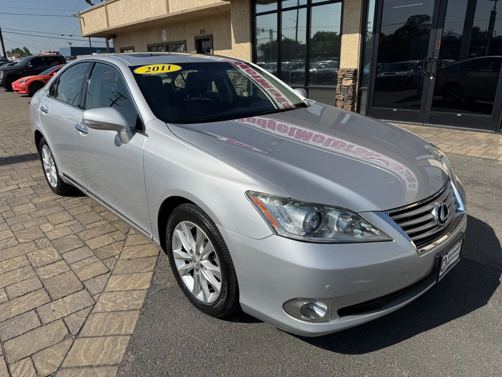 Lexus ES photo 8