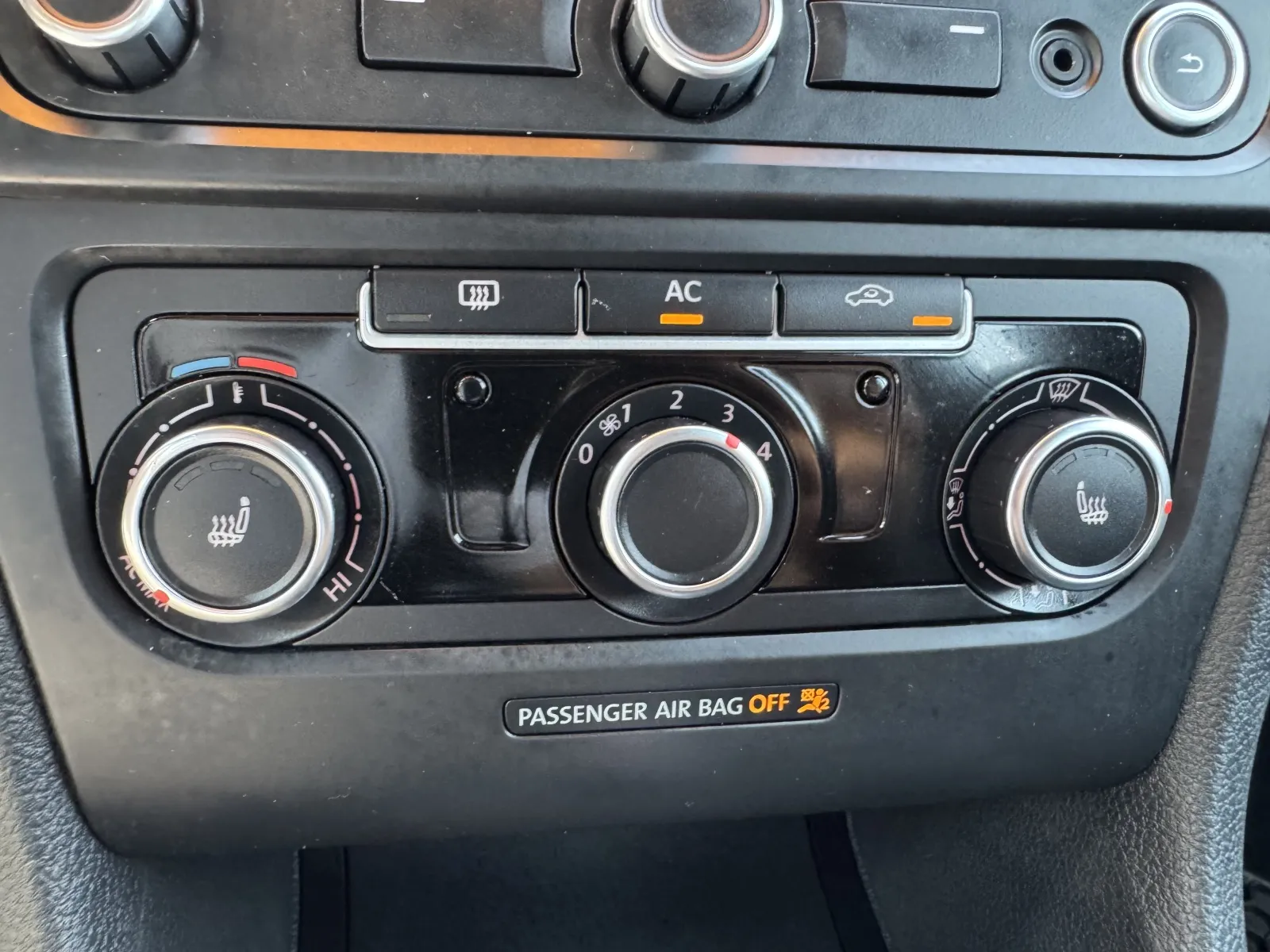 Volkswagen GTI photo 21