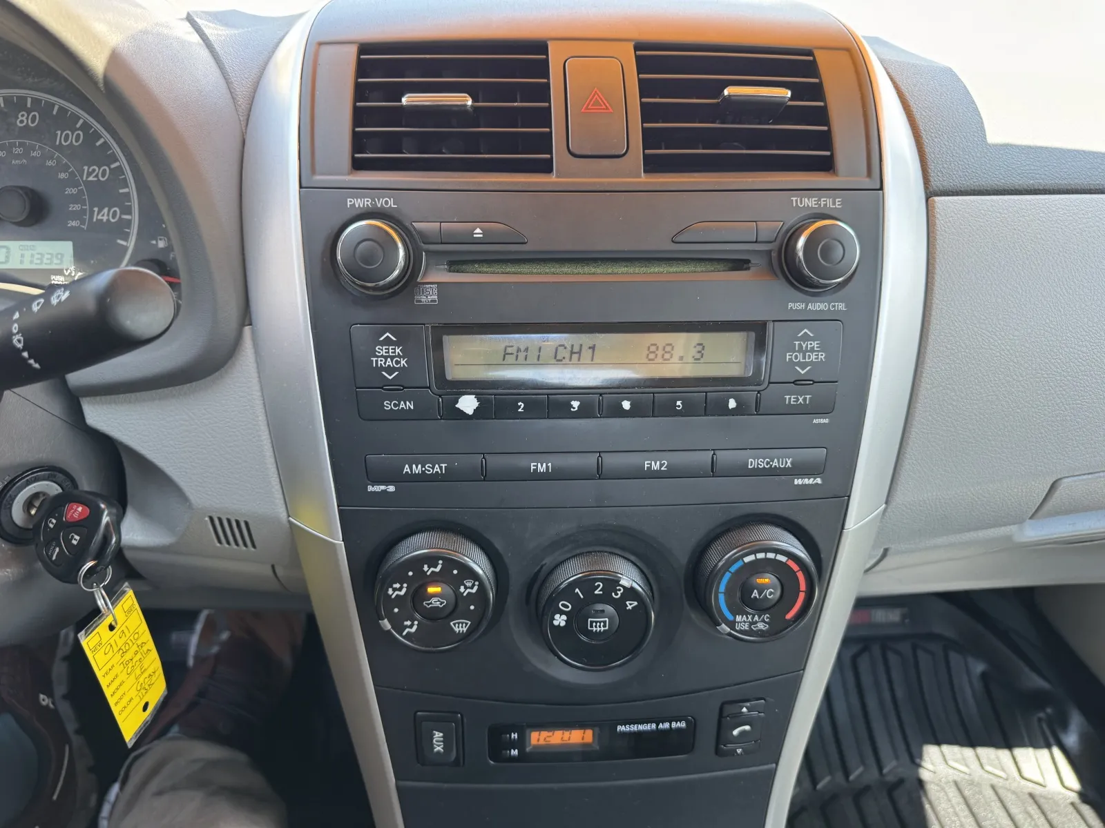 Toyota Corolla photo 23