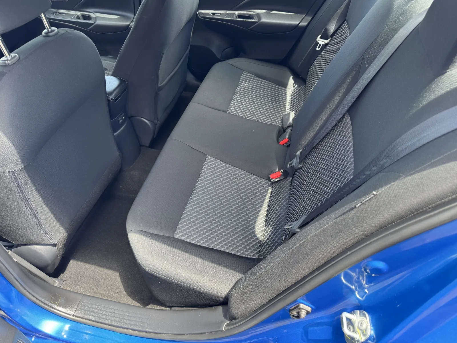 Nissan Versa photo 33