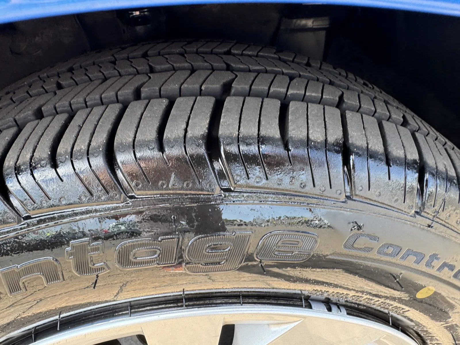Nissan Versa photo 12