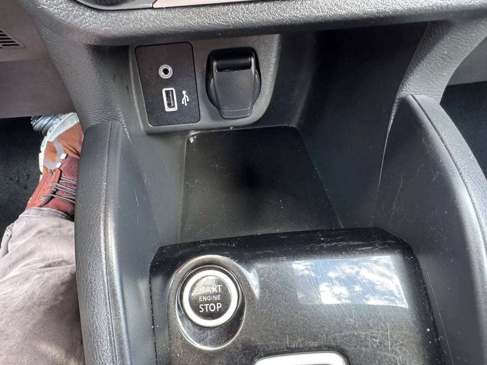 Nissan Versa photo 28