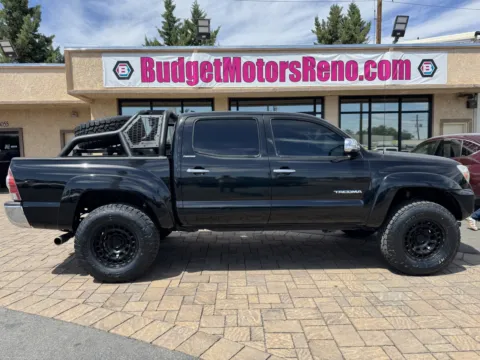 Black 2014 Toyota Tacoma V6 for sale in Reno, NV
