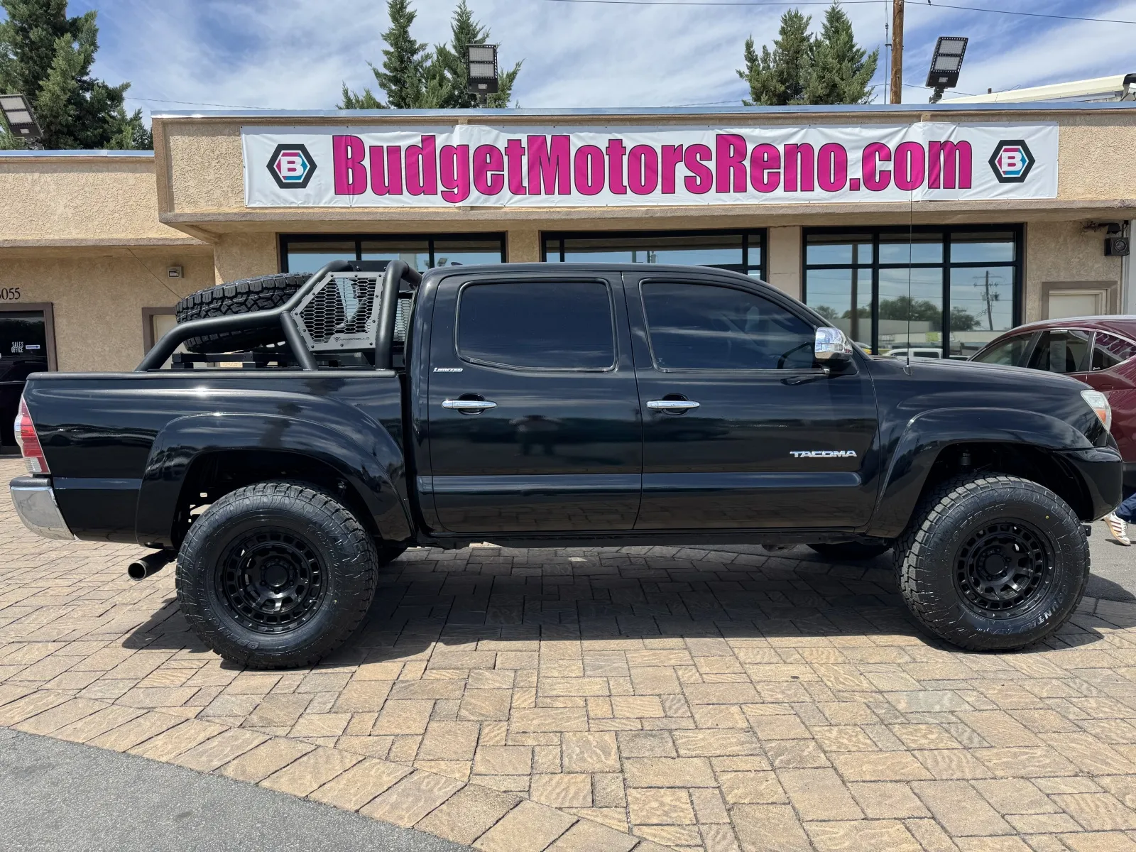 Black 2014 Toyota Tacoma V6 for sale in Reno, NV