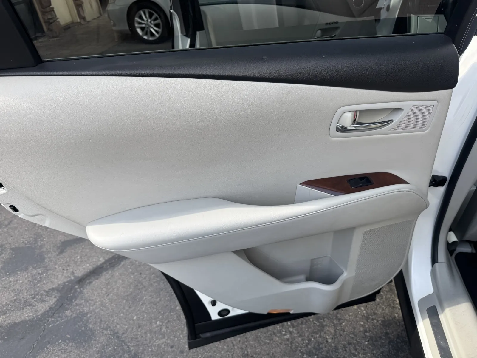 Lexus RX photo 26