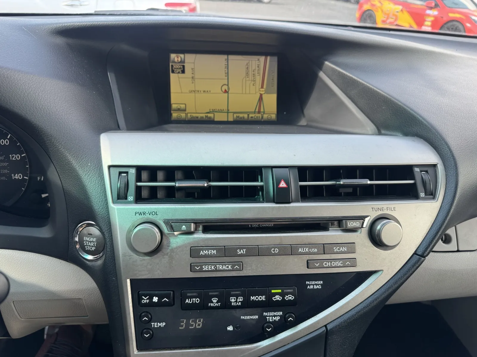 Lexus RX photo 19
