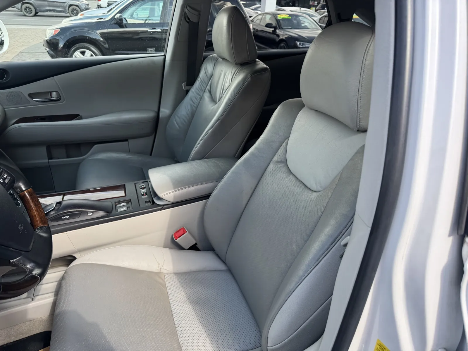 Lexus RX photo 12